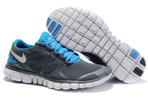 Nike Free 3.0 Sneakers .